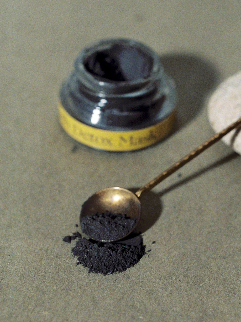 Black Earth Detox Mask 40g