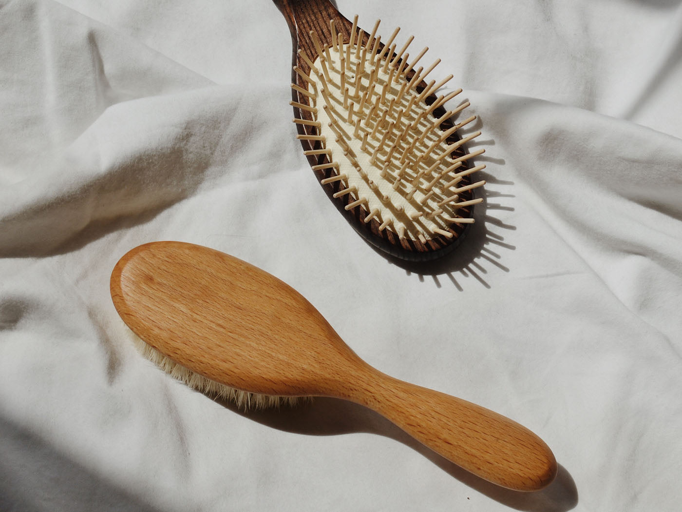 Wooden Cushion Brush
