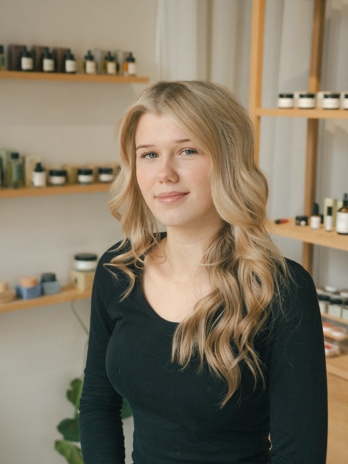 Ellie Smith Junior Stylist and Colour Assistant Glasshouse Hair Salon